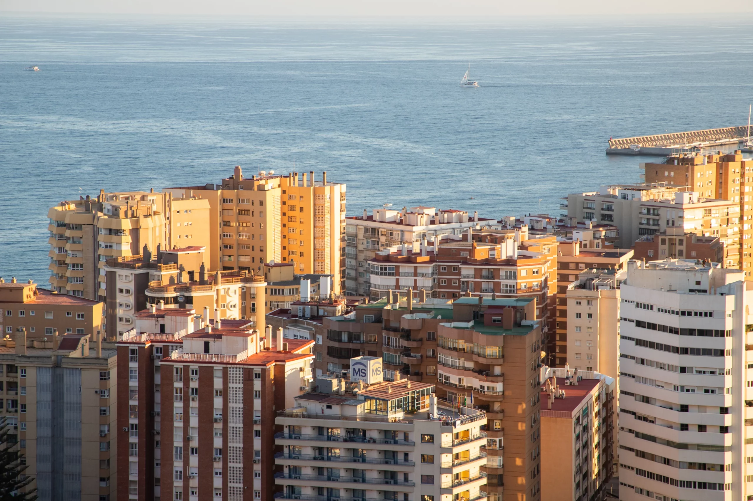 Expat guide: things to consider when moving as an employee to Spain